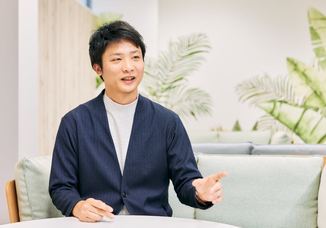 Y.M.のインタビュー風景